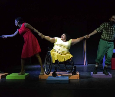 Radio Tormenta, una obra de teatro inclusiva, se roba el show en diversos escenarios de Centroamérica.