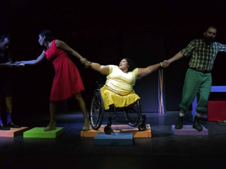 Radio Tormenta, una obra de teatro inclusiva, se roba el show en diversos escenarios de Centroamérica.